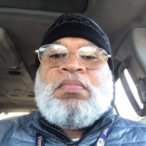 Meet your Posher, Kenneth